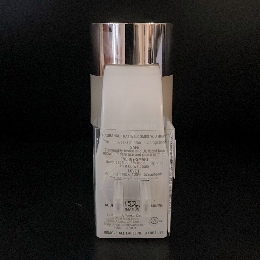 Bath & Body Works Rose Gold Light Up WallFlower Plug - Picture 2 of 3